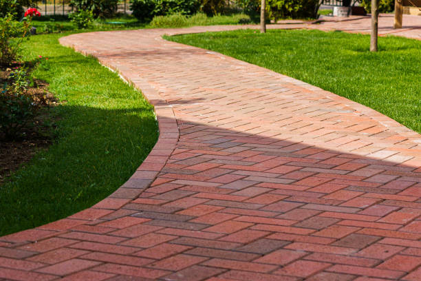 Best Professional Driveway Pavers  in Ama, LA